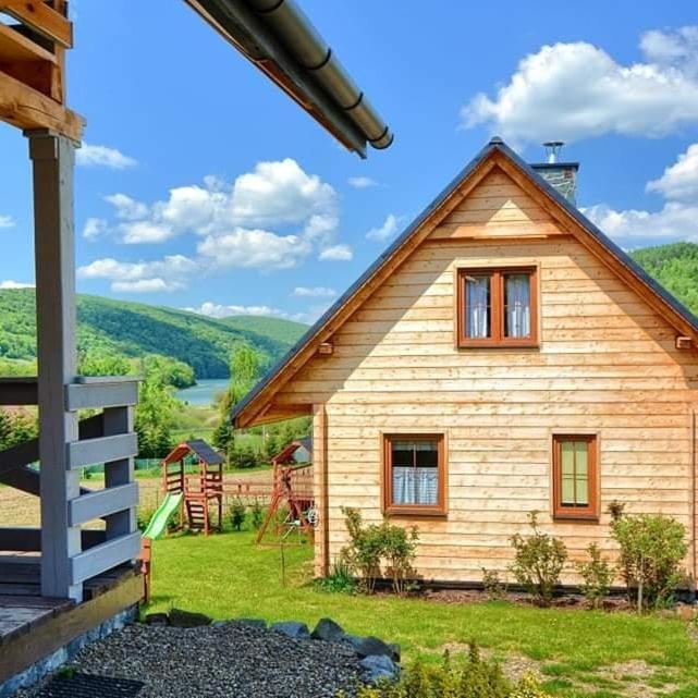 Domki Caloroczne Domkowstwo Bobrka Exterior photo
